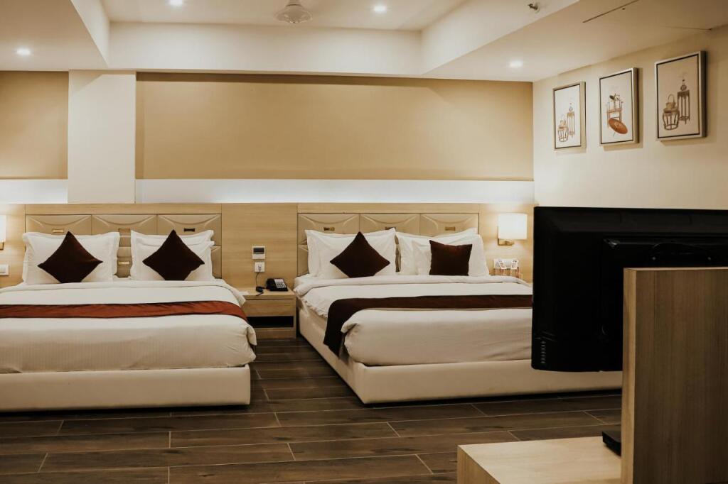 Сомнатх: Regenta Central Somnath