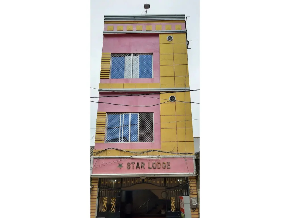 Пури: Goroomgo Star Lodge Puri