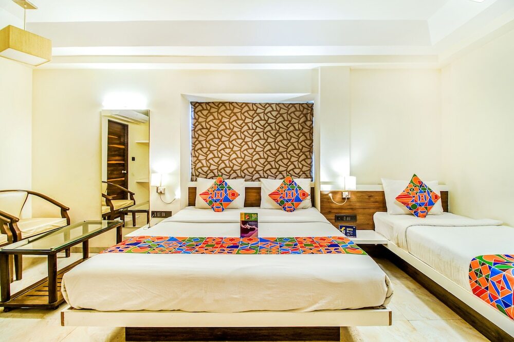Аурангабад: FabHotel Deepali Residency
