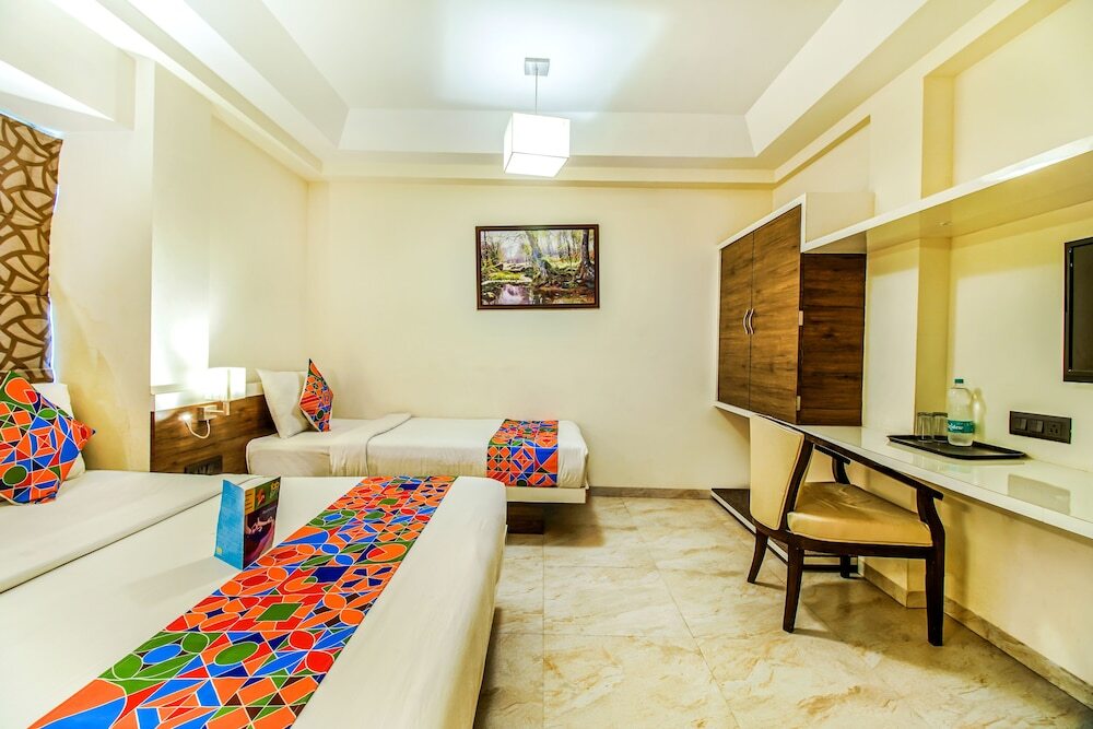 Аурангабад: FabHotel Deepali Residency