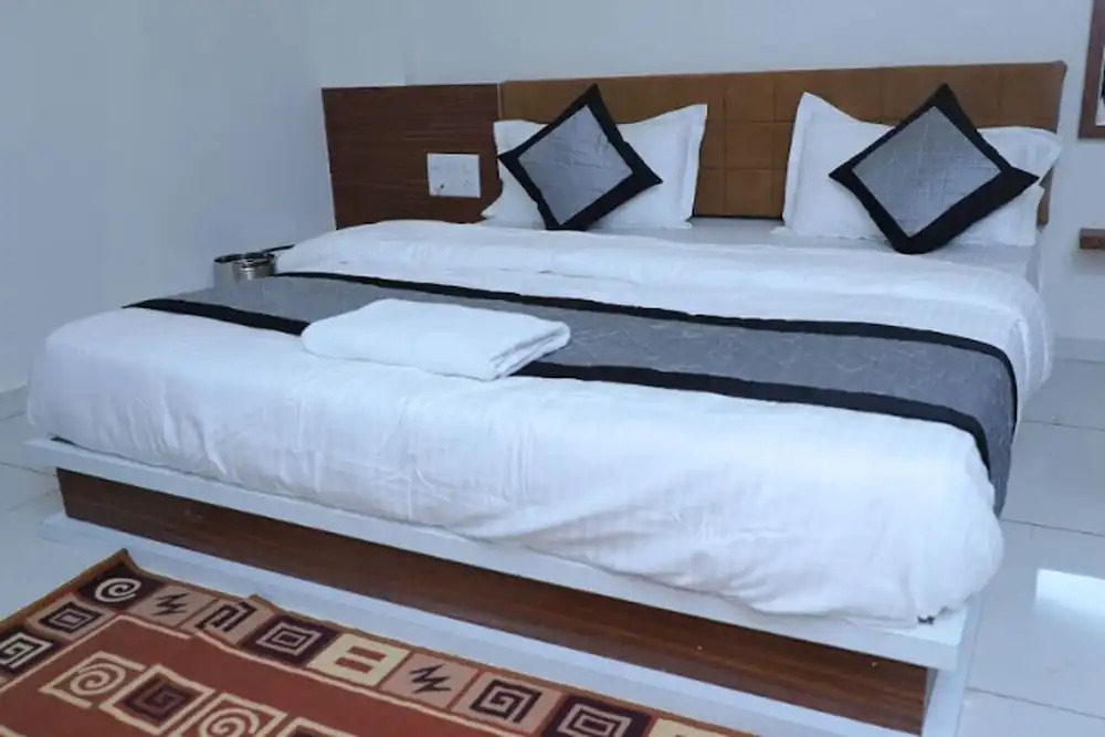 Раджкот: Hotel Royal Silver