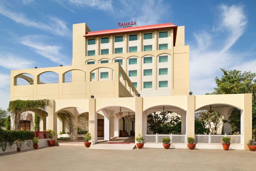 Джайпур: Ramada by Wyndham Jaipur Jaisinghpura