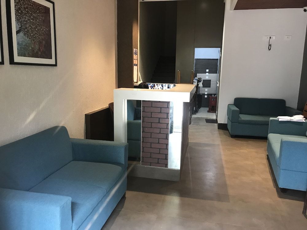 Пуна: City Point Executive