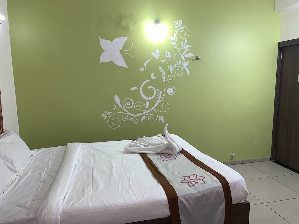 Нагпур: Hotel JK Lions - Koradi, Nagpur