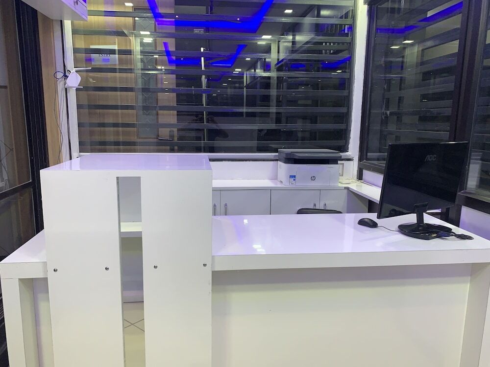 Нагпур: Hotel JK Lions - Koradi, Nagpur
