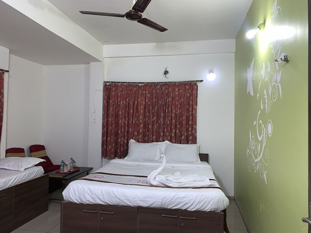 Нагпур: Hotel JK Lions - Koradi, Nagpur