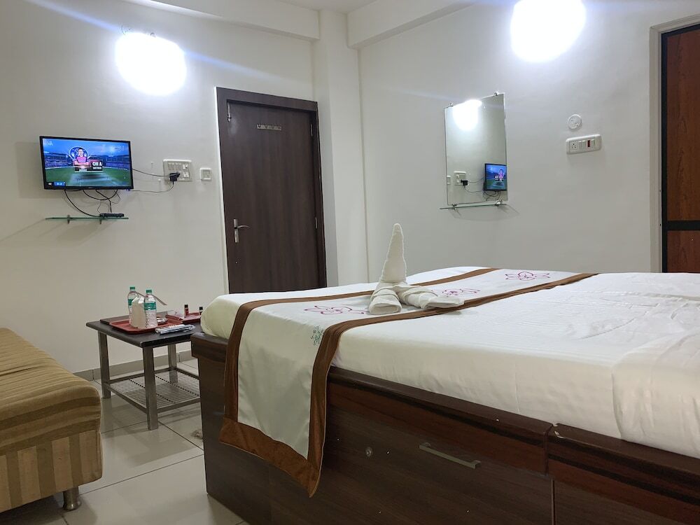 Нагпур: Hotel JK Lions - Koradi, Nagpur