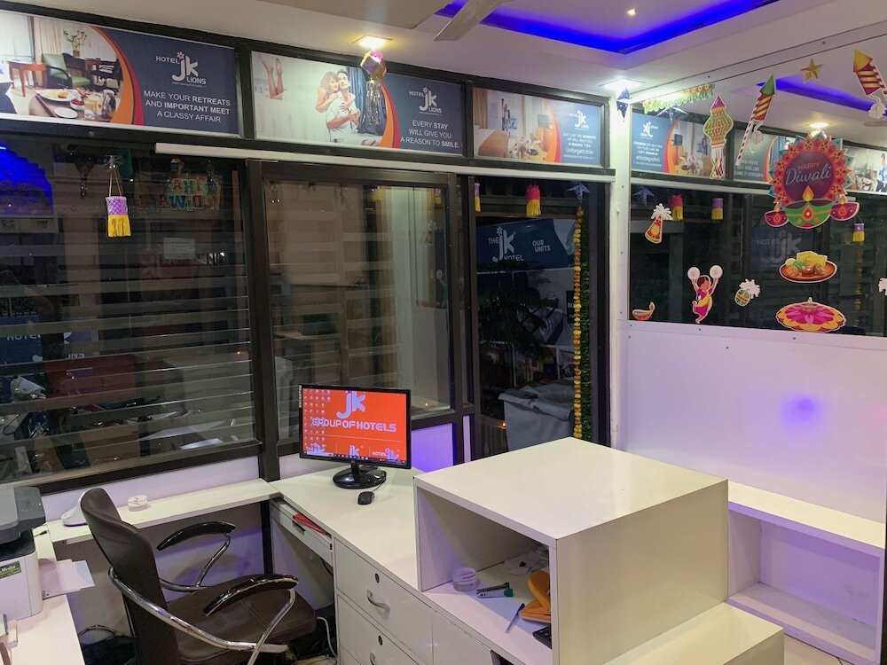 Нагпур: Hotel JK Lions - Koradi, Nagpur