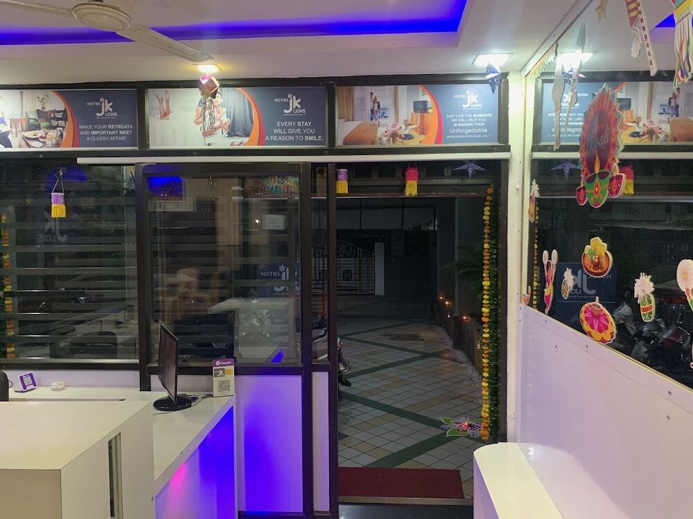 Нагпур: Hotel JK Lions - Koradi, Nagpur