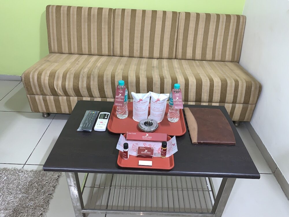 Нагпур: Hotel JK Lions - Koradi, Nagpur