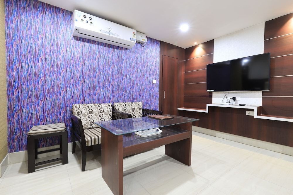 Гувахати: Hotel Rashmi