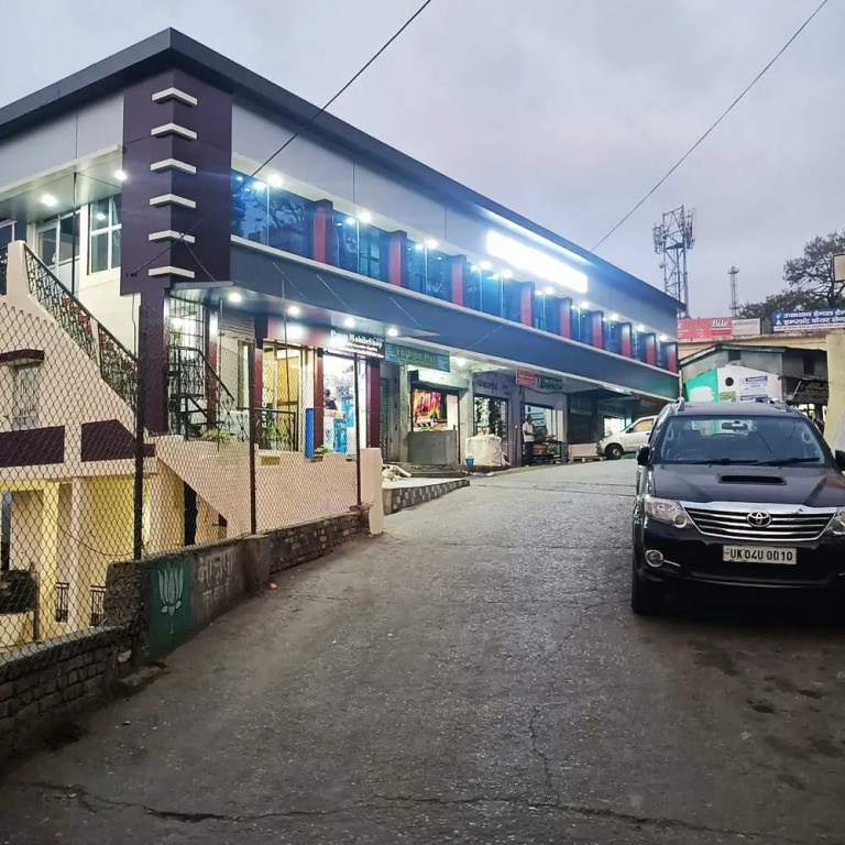 Раникхет: Goroomgo Tribhuwan Ranikhet