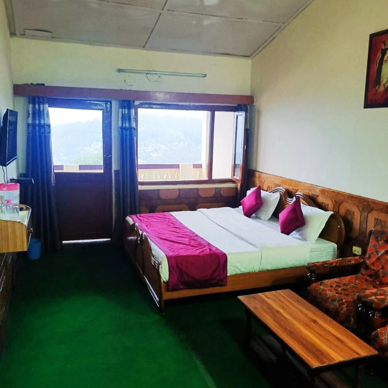 Раникхет: Goroomgo Tribhuwan Ranikhet