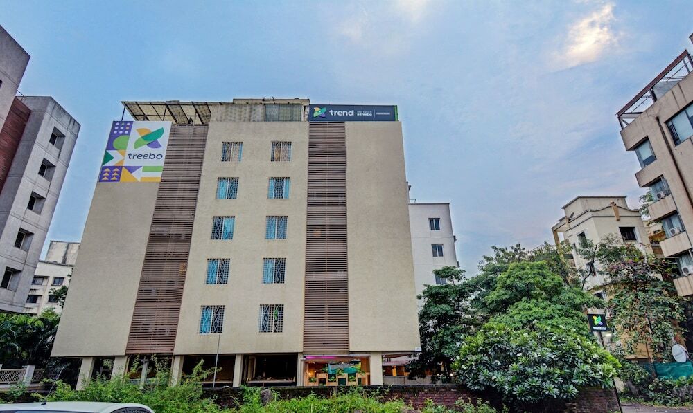 Пуна: Treebo Iris Suites