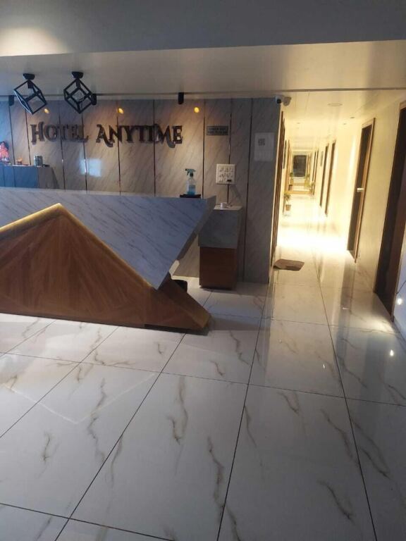 Ахмедабад: Hotel Anytime