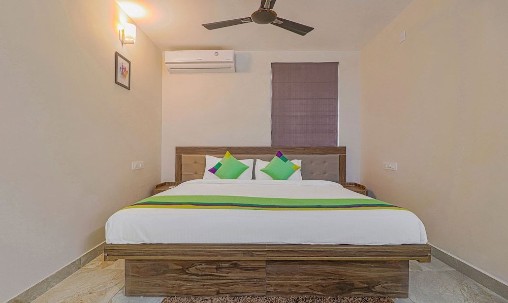 Эрамаллур: Treebo Trend Oryx Homes