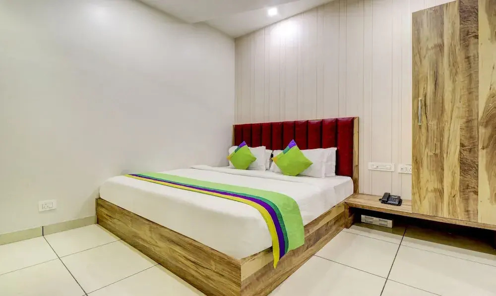 Амритсар: Itsy By Treebo - City Inn Amritsar