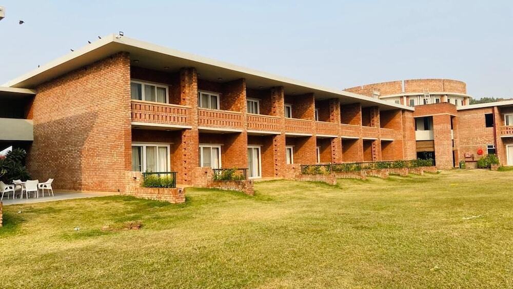 Раджгир: Kripanidhi Retreat Rajgir