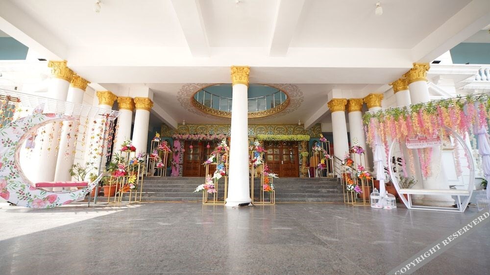 Висакхапатнам: Gadiraju Palace Convention Centre & Hotel