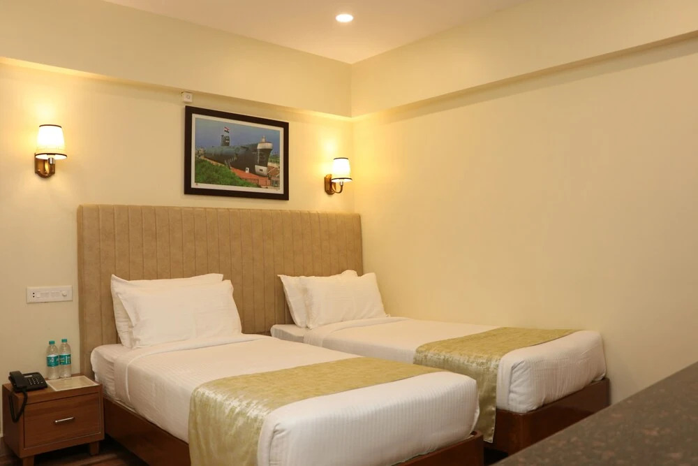 Висакхапатнам: Gadiraju Palace Convention Centre & Hotel