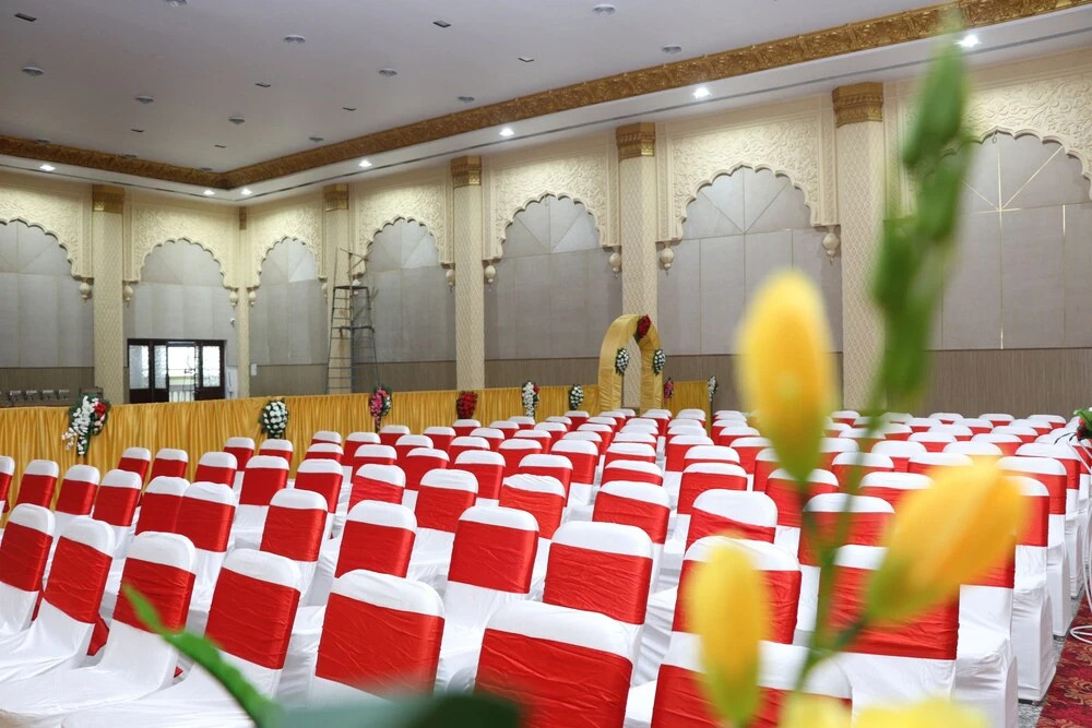 Висакхапатнам: Gadiraju Palace Convention Centre & Hotel