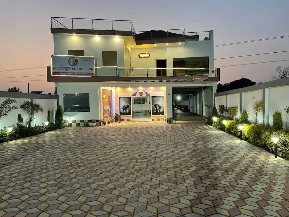 Бахадрабад: Sumedha G Village Resort and Spa