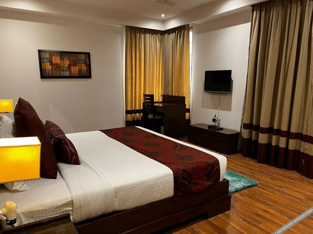 Гуруграм: Yuhi Suites