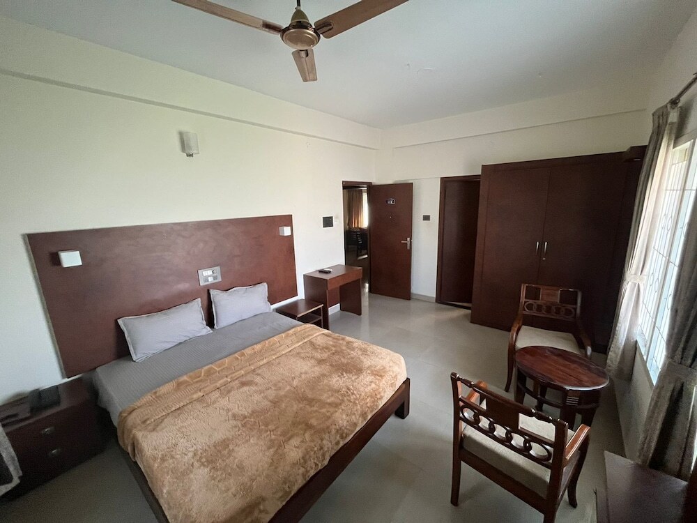 Коимбатур: PPH Living Athithi Inn Corporate Stay