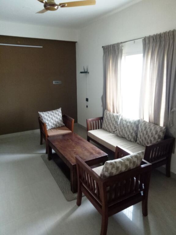 Коимбатур: PPH Living Athithi Inn Corporate Stay