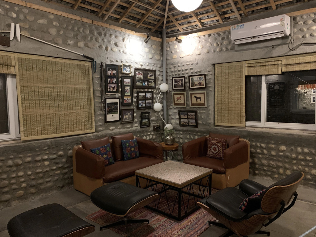 Нурпур: Anand at the Satluj