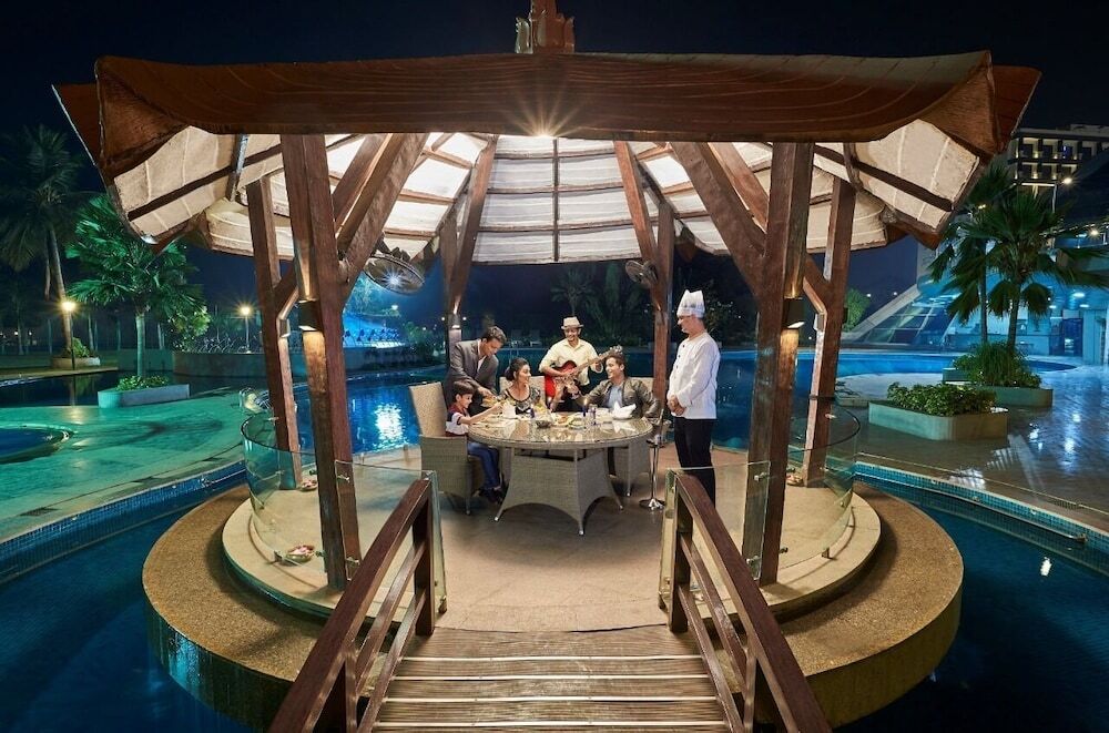 Мумбаи: Eskay Resorts by muza