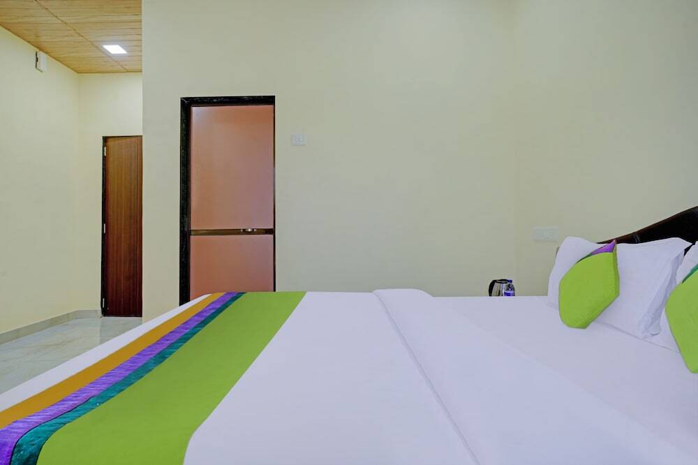 Киим: Treebo Trend Hotel Aloha Inn Alibag