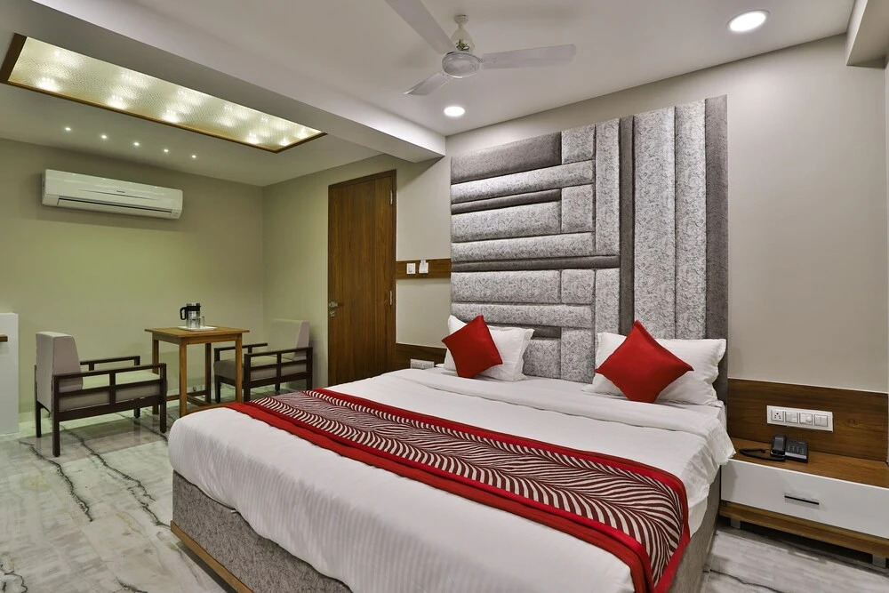 carousel image 4