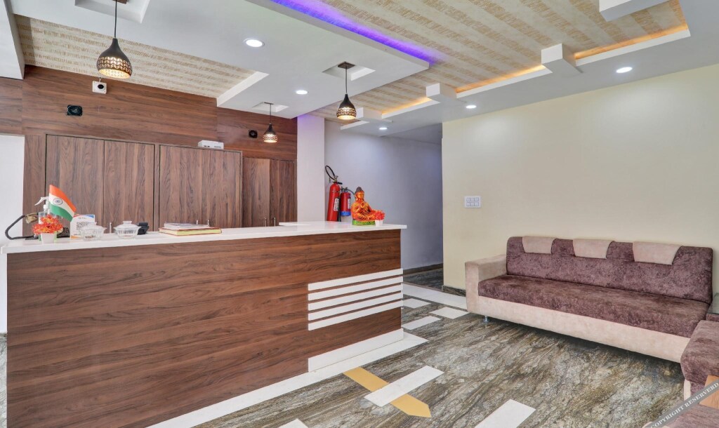 Праяградж: Itsy Hotels Royal Galaxy
