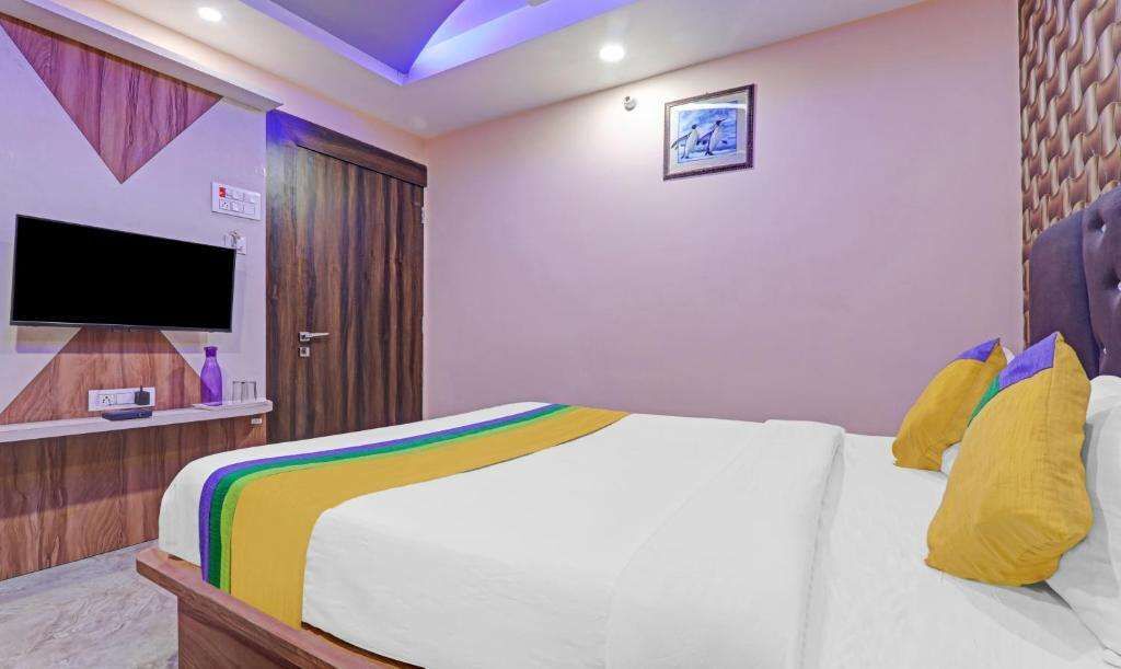Праяградж: Itsy Hotels Royal Galaxy