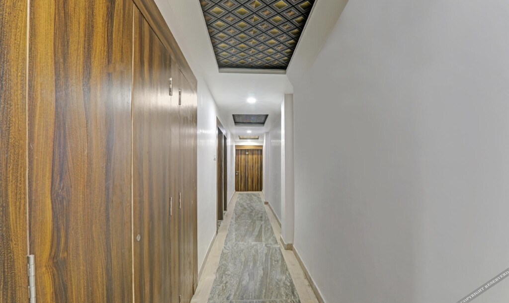 Праяградж: Itsy Hotels Royal Galaxy
