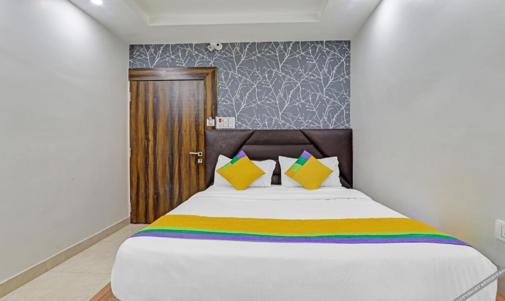 Праяградж: Itsy Hotels Royal Galaxy
