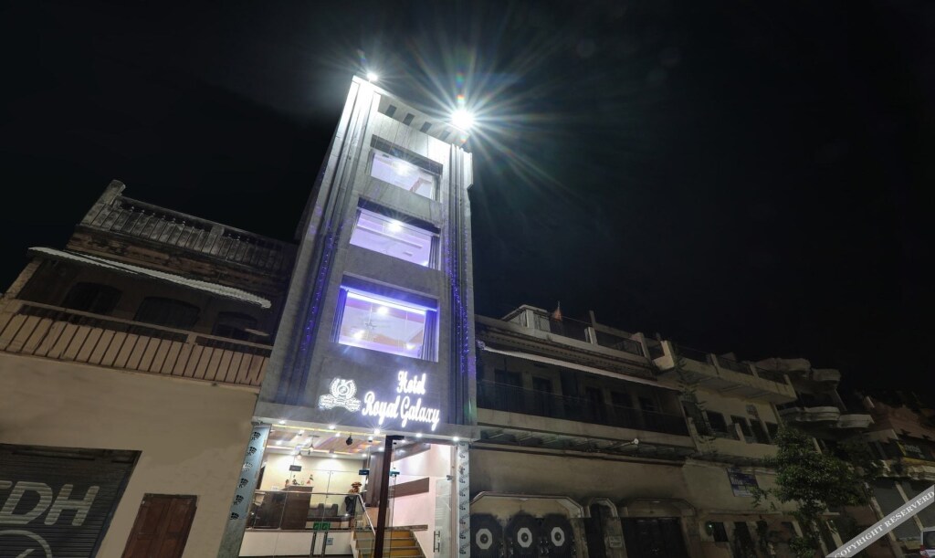 Праяградж: Itsy Hotels Royal Galaxy