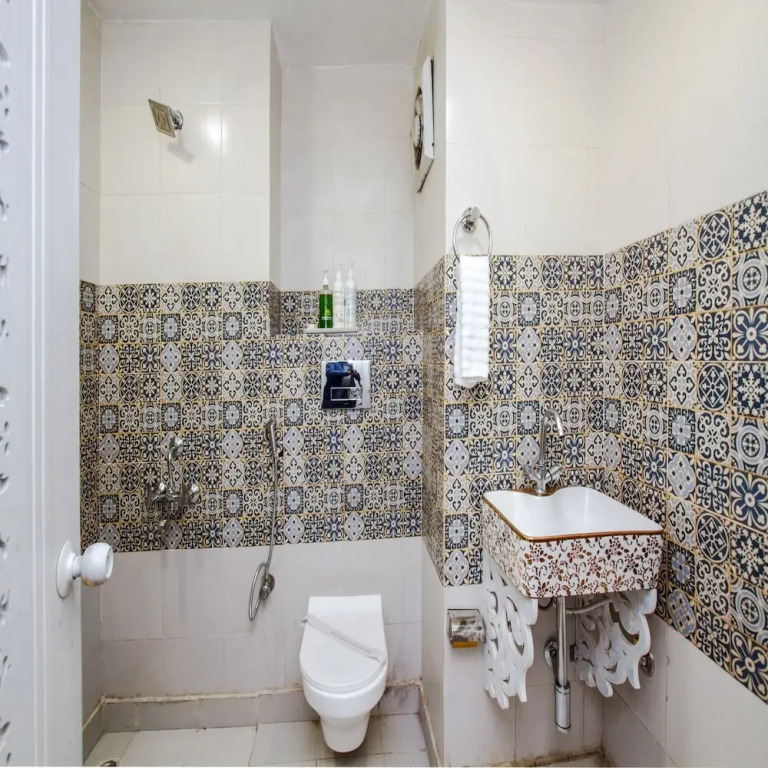 Манали: Lillywoods White House