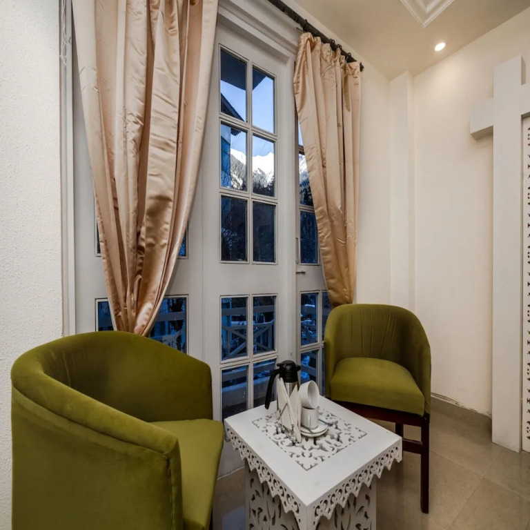 Манали: Lillywoods White House