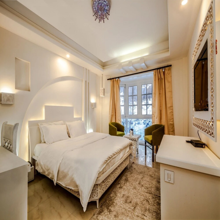 Манали: Lillywoods White House
