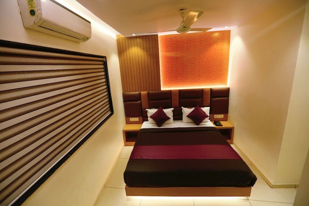 Тхане: Hotel Hindustan Residency