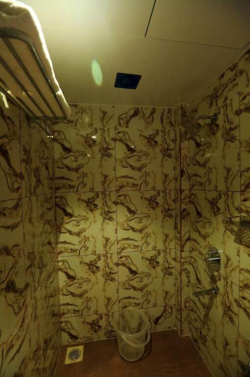 Тхане: Hotel Hindustan Residency