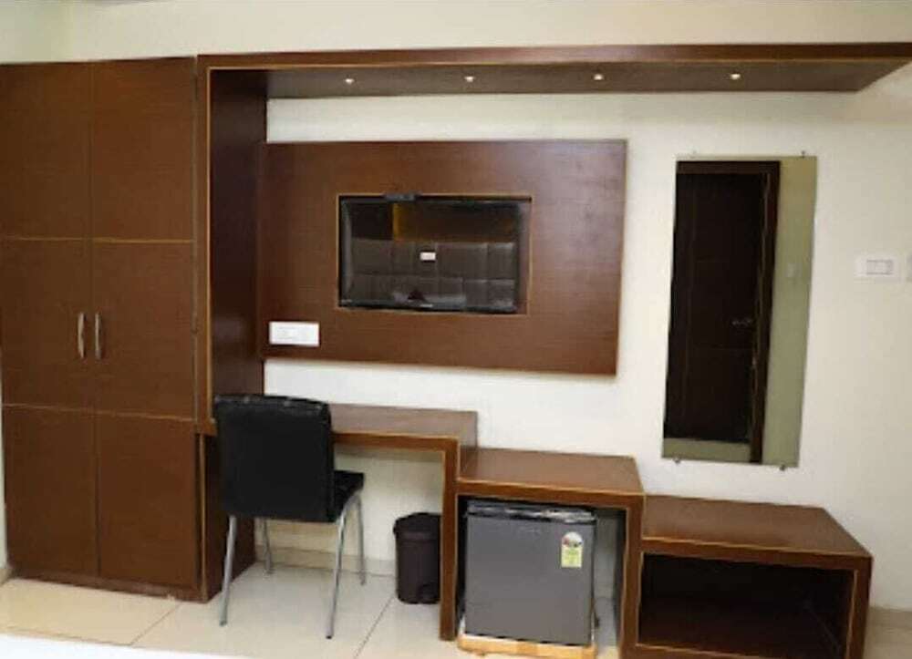 Тхане: Hotel Hindustan Residency