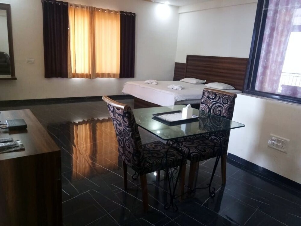 Олд-Махабалешвар: Oregano Resorts