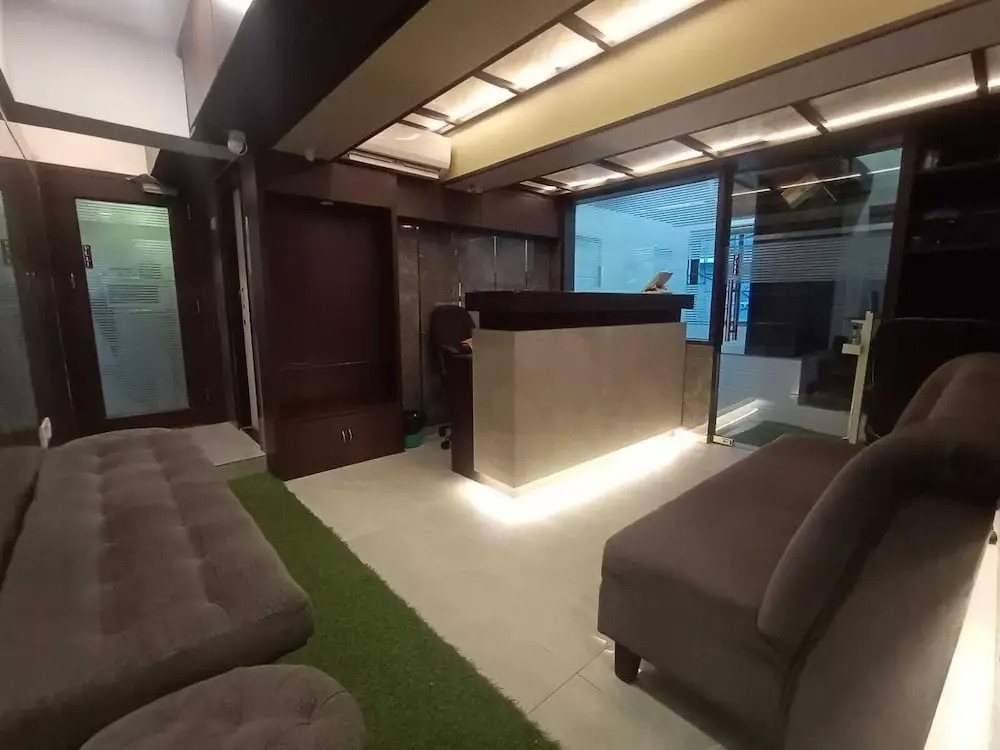 Мумбаи: Hotel Arma Near BKC