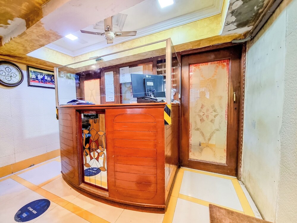 Мумбаи: Hotel Arma Near BKC