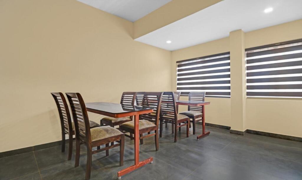 Недумбассери: Treebo Grand Vistara Airport Suites