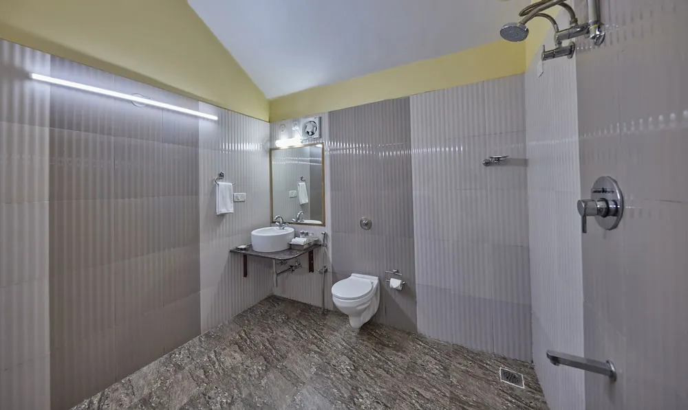 Thavarekere: Regenta Resort Golden Amoon