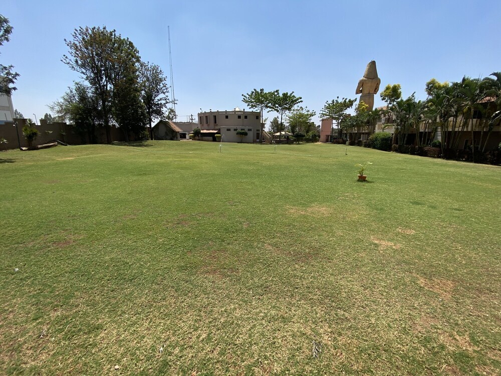 Thavarekere: Regenta Resort Golden Amoon